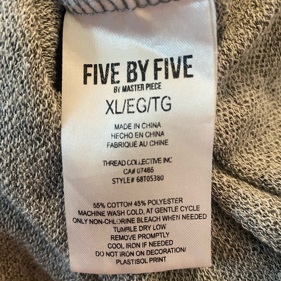 Five.By. Five short sleeved hoodie, XL, lightweight, soft, distressed, sporty. - Picture 7 of 9